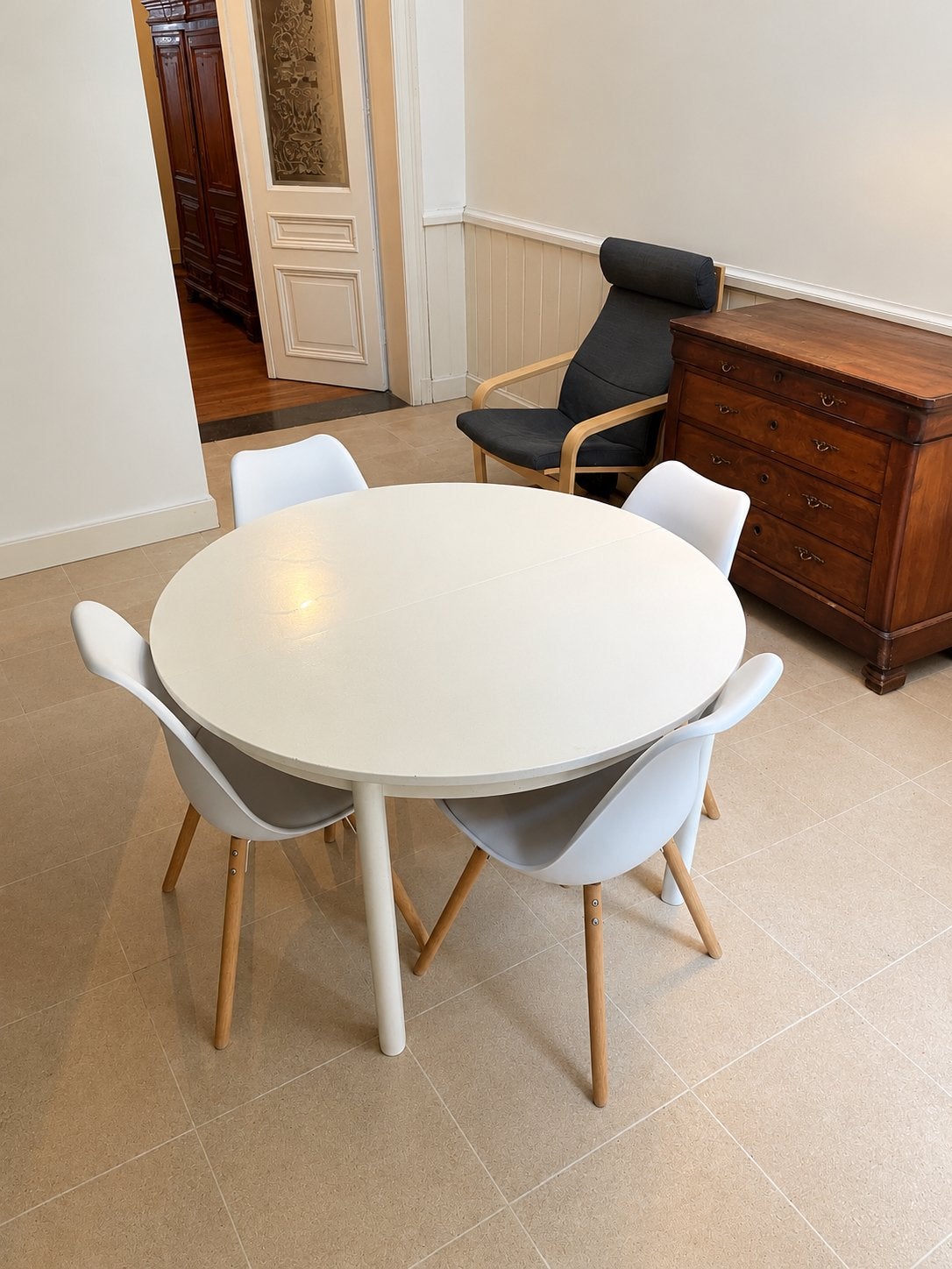 Witte verlengbare eettafel voor 4-8 personen, Ophalen, Vijf personen of meer, Rond