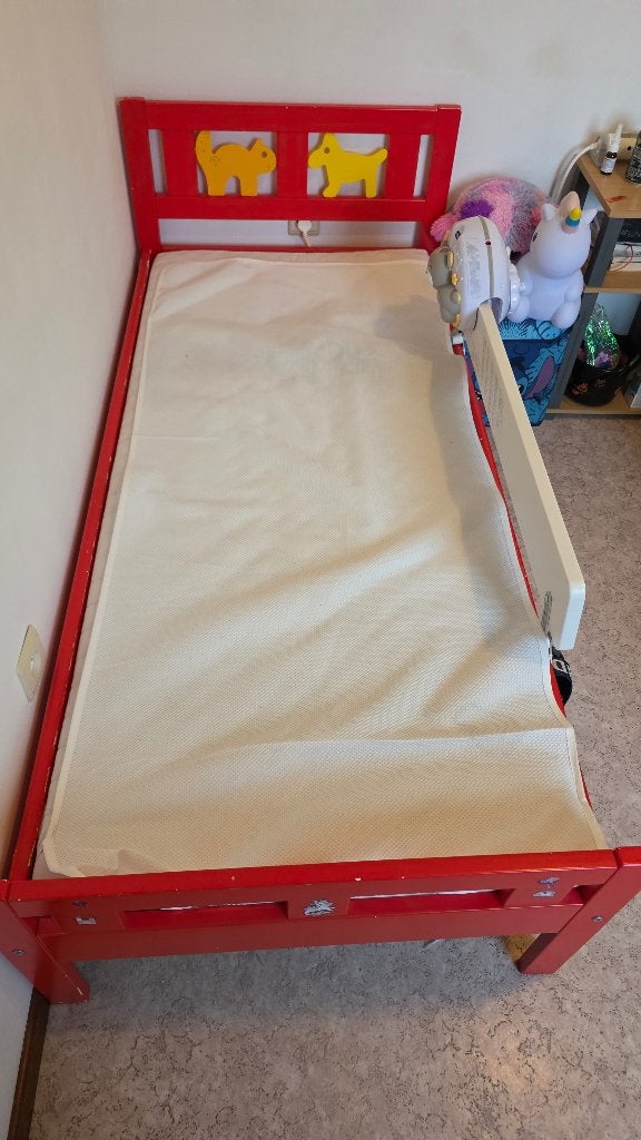 Lit enfant, Moins de 70 cm, Sommier à lattes, Enlèvement, Utilisé