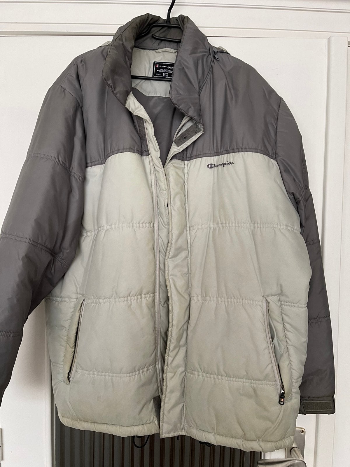 Champion. Maat xl. Met kap., Kleding | Heren, Verzenden, Zo goed als nieuw, Maat 56/58 (XL)