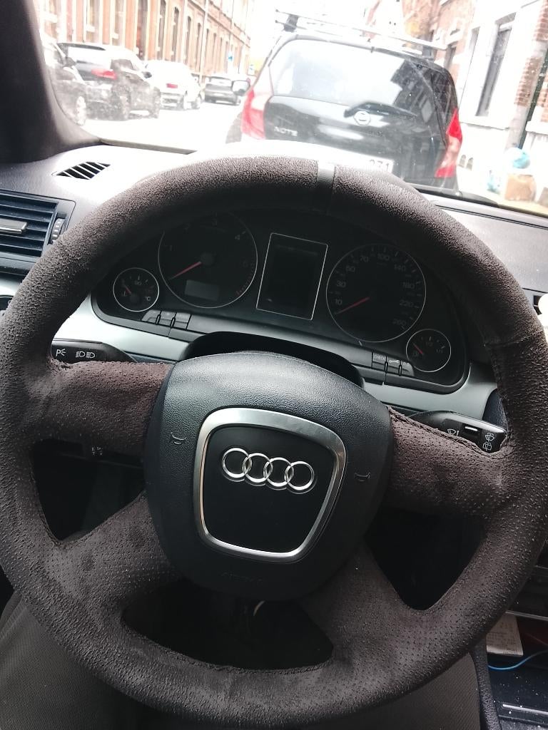 Audi A4 break, Argent ou Gris, Achat, Boîte manuelle, Noir