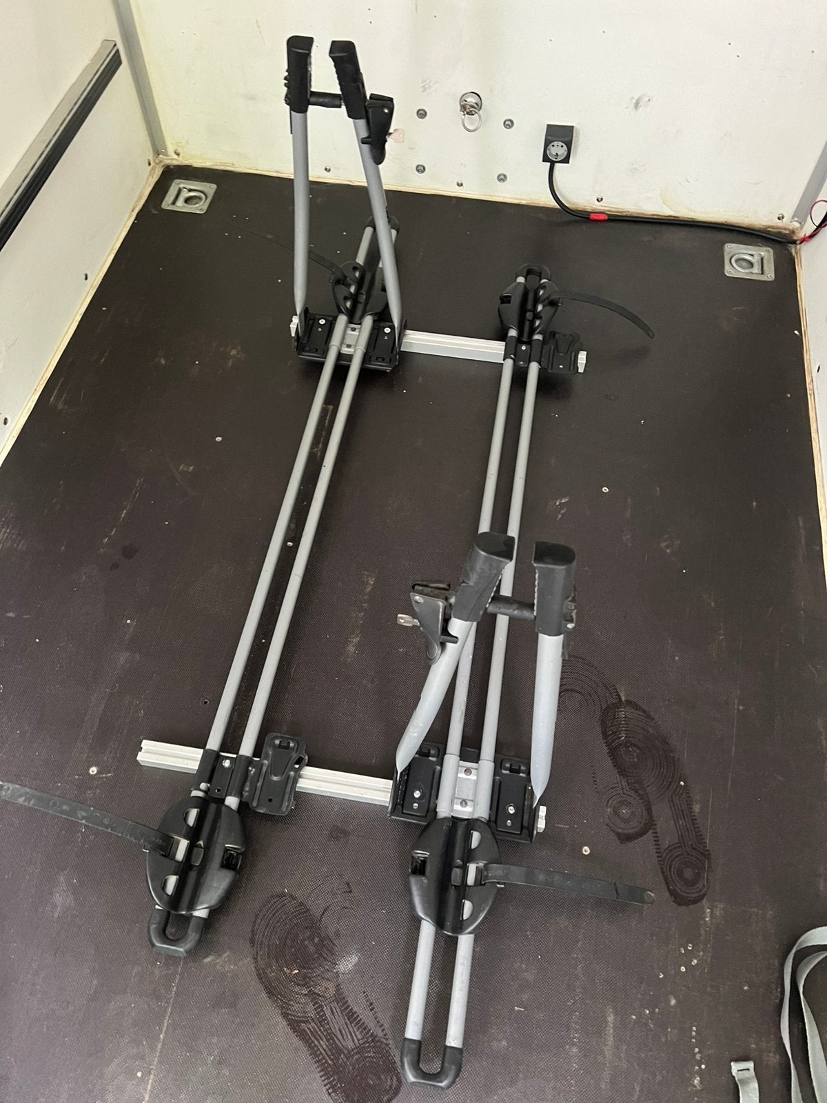Toit/remorque porte-vélos Thule 2X, Enlèvement, Comme neuf