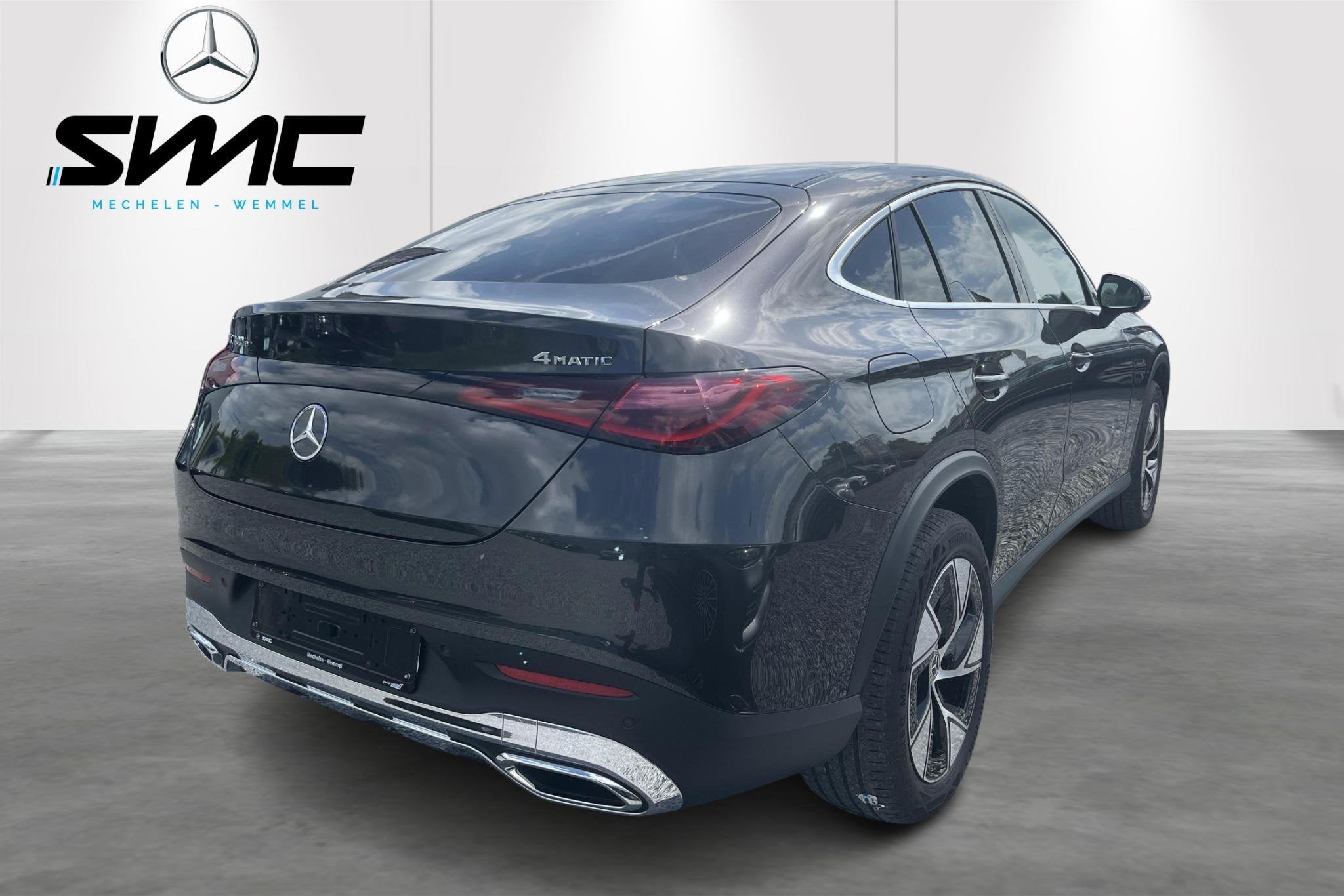Mercedes-Benz GLC-klasse Coupé GLC 300 e 4MATIC Luxury Line, Auto's, Mercedes-Benz, Automaat, Stof, Gebruikt, Zwart