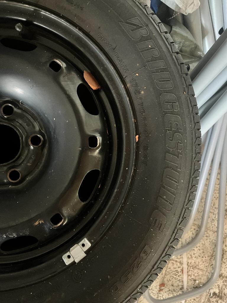 Band Bridgestone 175/70R14 84T, Auto-onderdelen, Ophalen, 14 inch, 175 mm, Nieuw