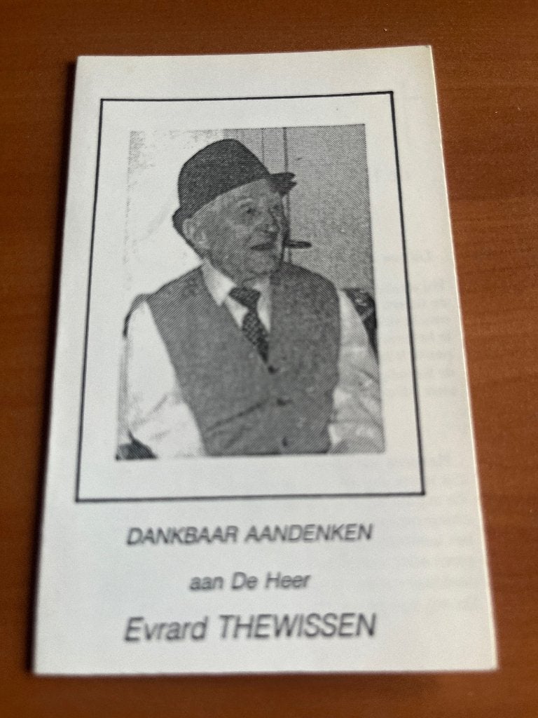 Rouwkaart E. Thewissen  Veldwezelt 1888+ Bilzen 1988, Verzenden, Rouwkaart