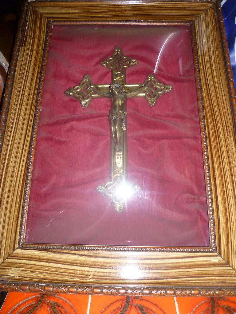 OUD KRUIS ACHTER BOL GLAS, Ophalen