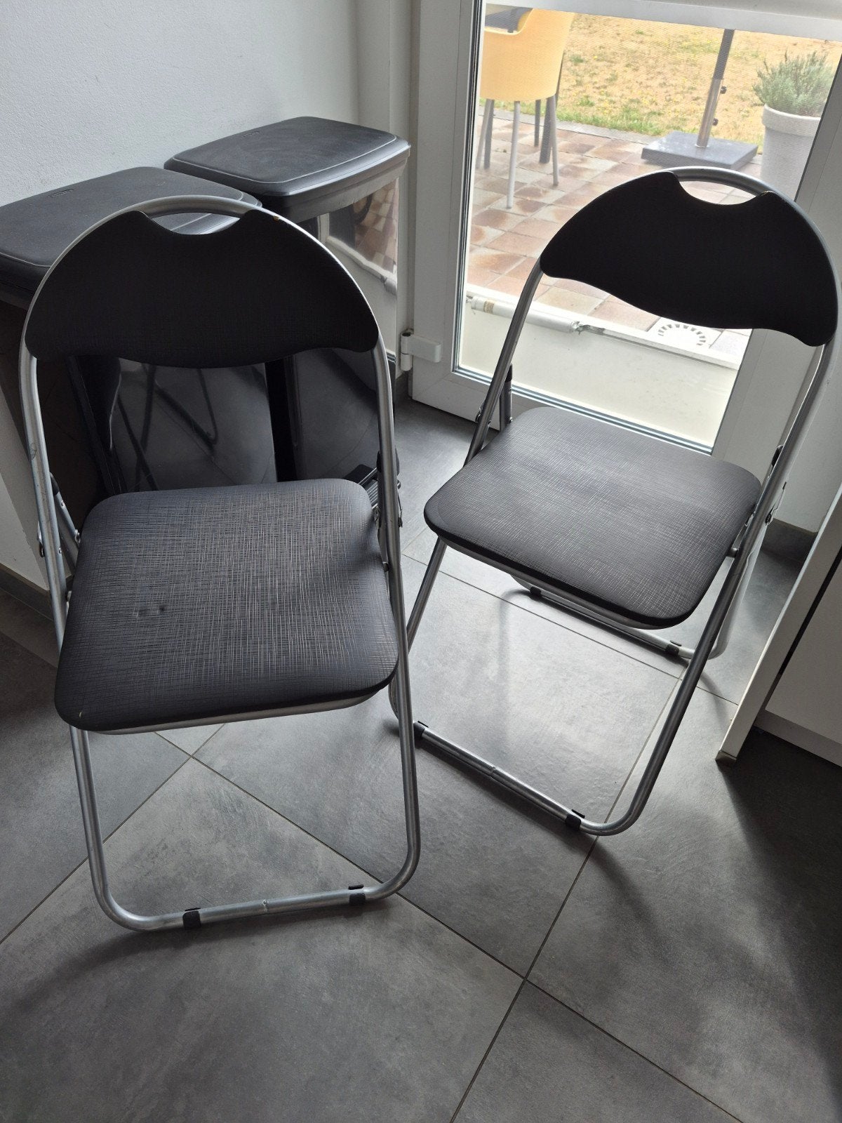 2 plooistoelen - gratis op te halen, Huis en Inrichting, Ophalen, Gebruikt