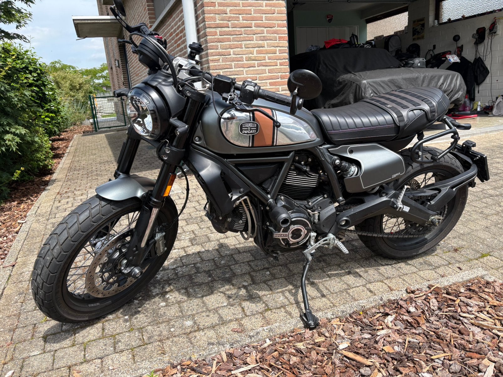 Ducati Scrambler nightshift, 2 cilinders, Occasion, Particulier, Meer dan 35 kW