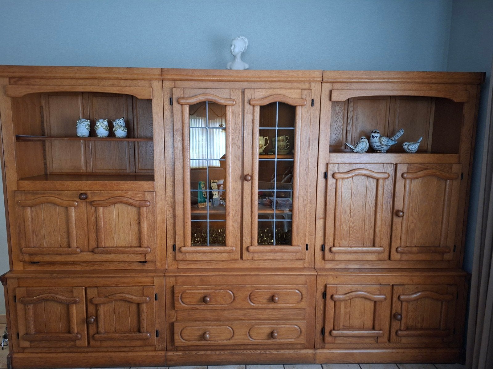 eiken wandkast, Ophalen