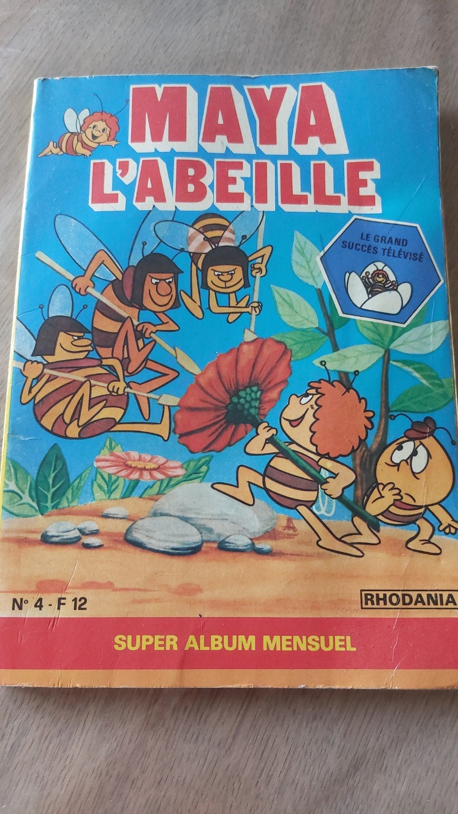 Maya l'abeille  Super album mensuel, Enlèvement ou Envoi
