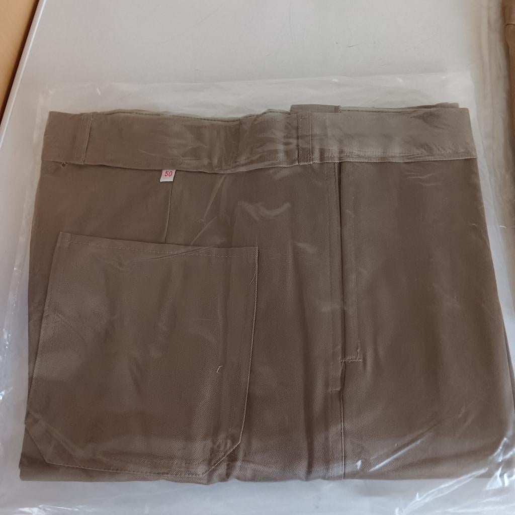 Werkbroek maat 50, Ophalen