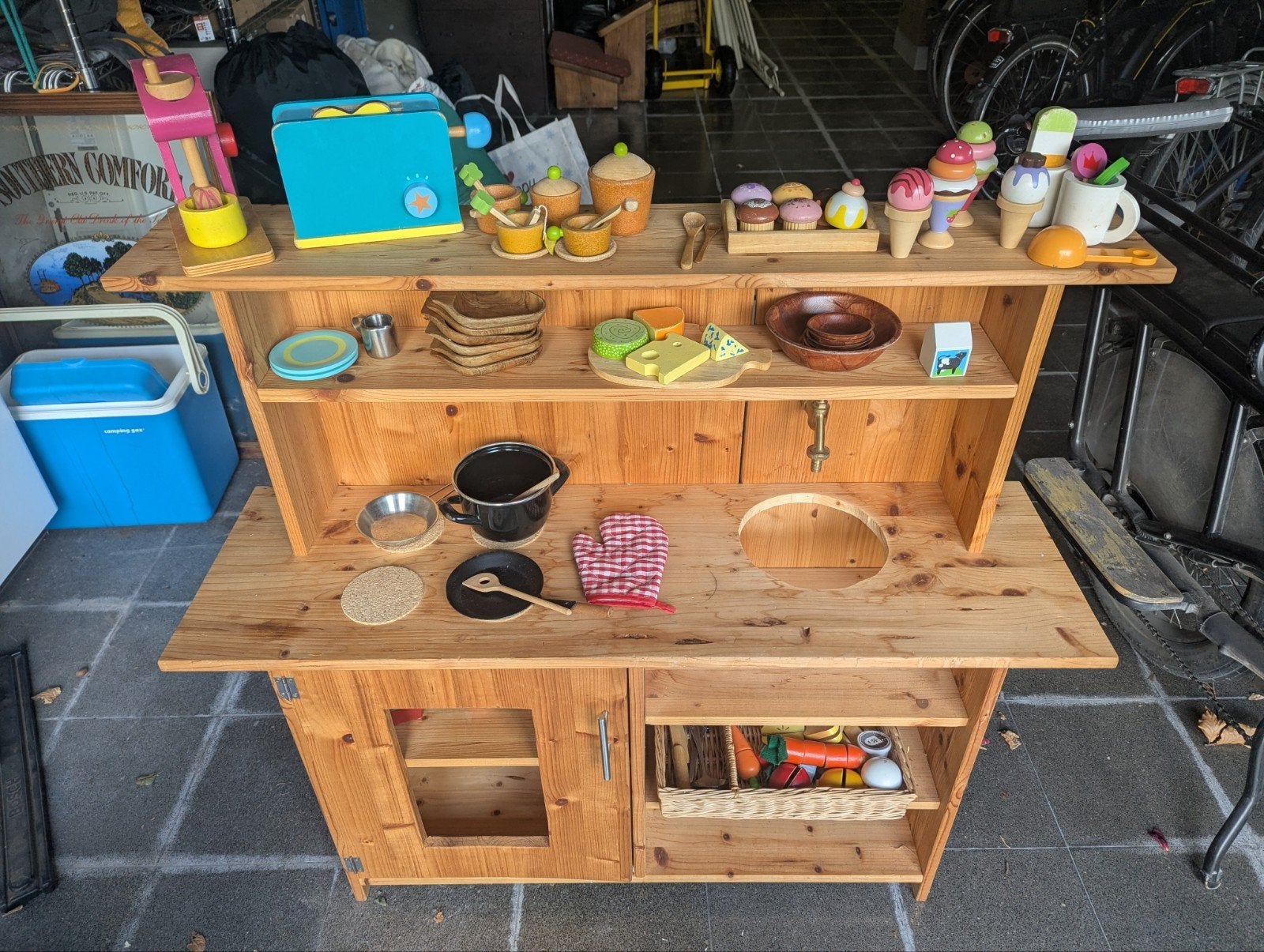 Houten speelkeuken+gratis accessoires 110*100*35cm, Kinderen en Baby's, Ophalen