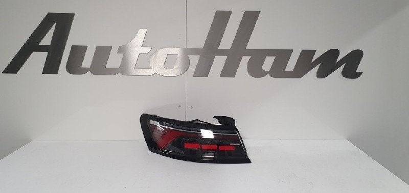 FEU ARRIÈRE GAUCHE Volkswagen Arteon Shooting Brake (3HAC), Utilisé, Volkswagen