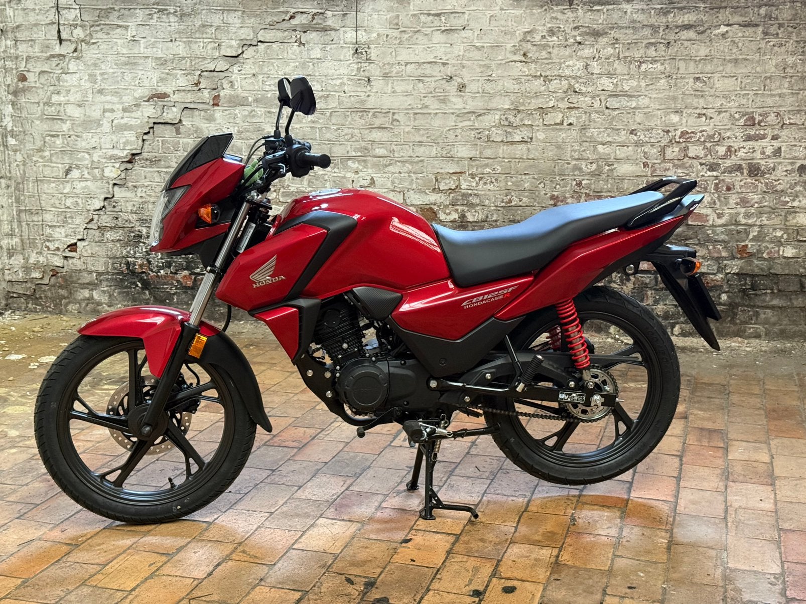 Honda CB 125 F / 2026, Enlèvement, Comme neuf