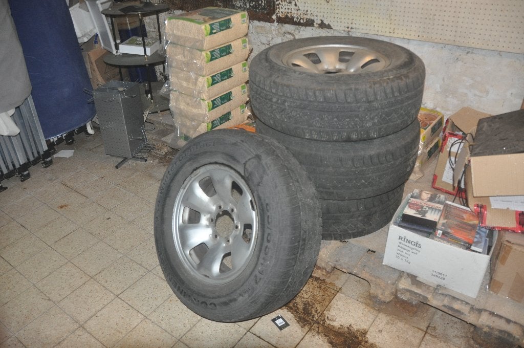 jantes et pneus Land cruiser, Pneus et Jantes, 265 mm, 17 pouces, Enlèvement