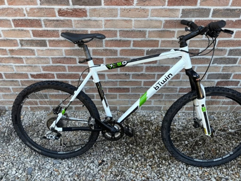 VTT B'Twin RockRider 8.0 26 pouces , 27 vitesses, cadre XL, Comme neuf, Enlèvement, Plus de 20 vitesses, Frein à disque