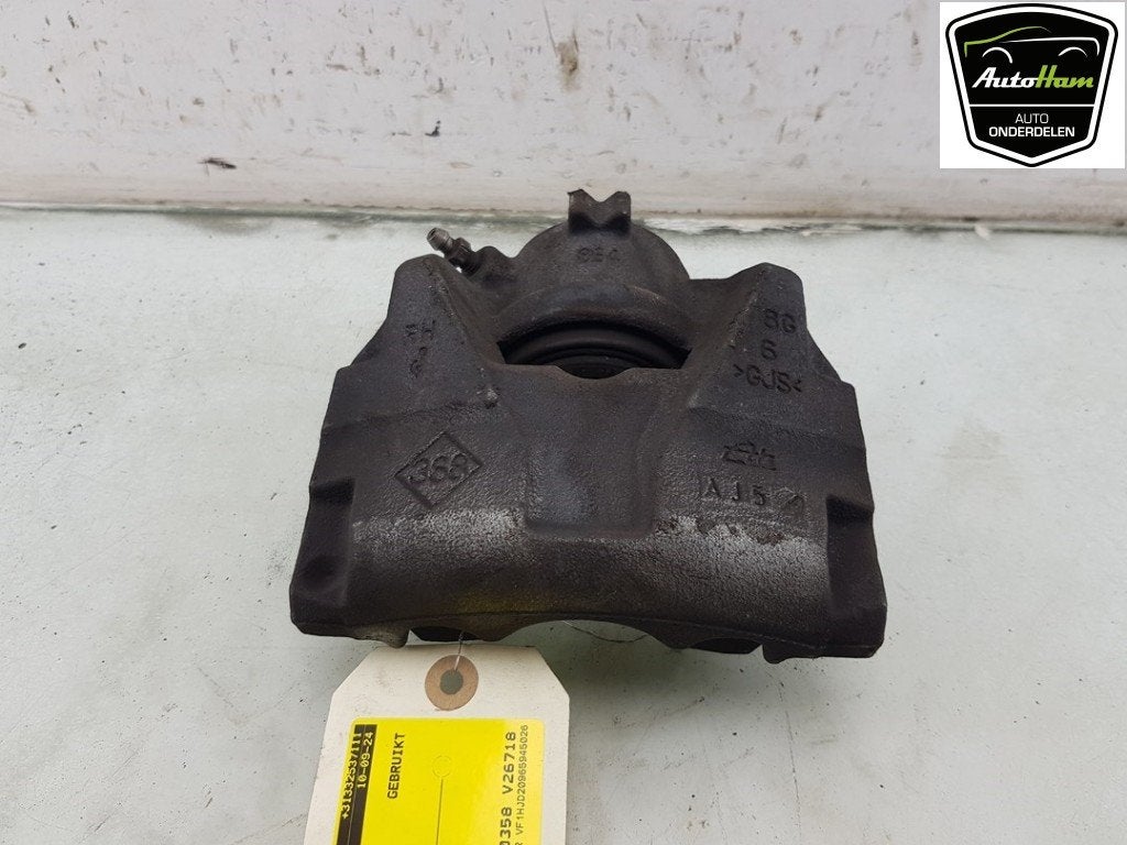 ETRIER DE FREIN AVANT DROIT ABS Duster (SR) (|410019769R|), Utilisé, Dacia