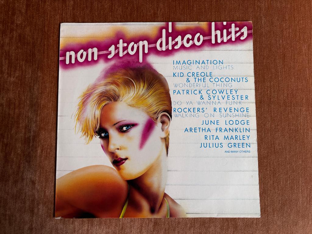 Non Stop Disco, CD & DVD, Vinyles | Autres Vinyles, Comme neuf, Compilation, Avec pochette intérieure, 1980 - 1989, 12 pouces
