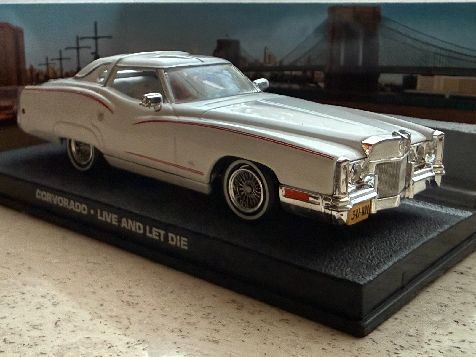 Corvorado, Hobby & Loisirs créatifs, Voitures miniatures | 1:43, Comme neuf, Voiture, Universal Hobbies, Enlèvement ou Envoi