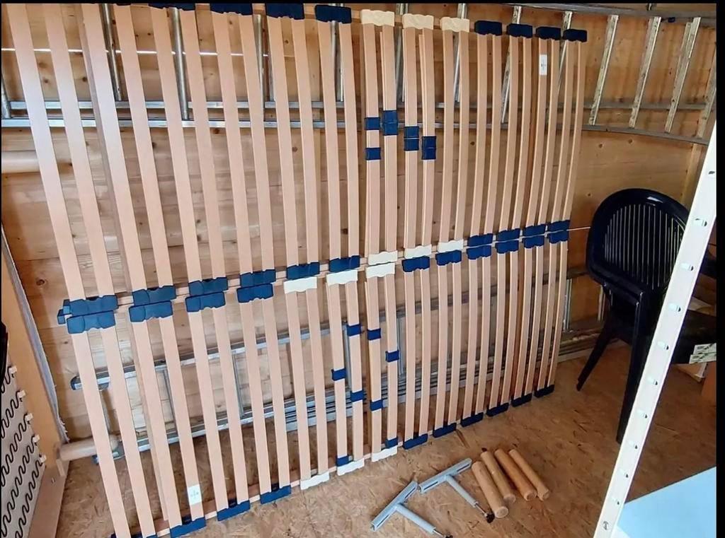 Bultex boxsprings op nieuwe 140/200 verwijderbare poten, Huis en Inrichting, Ophalen, Zo goed als nieuw