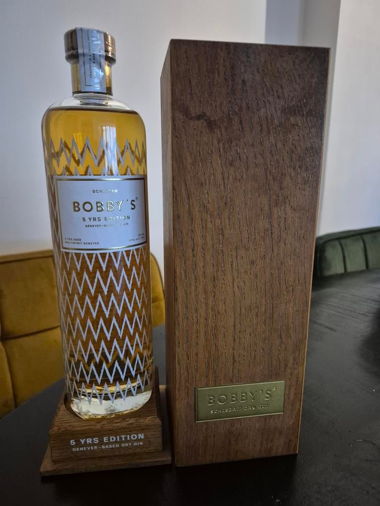 Bobby gin 5 years, Verzamelen, Wijnen, Ophalen of Verzenden