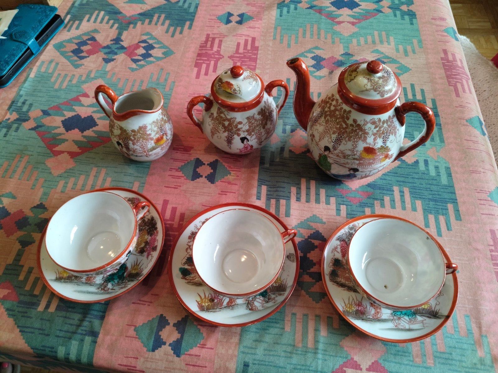 thee servies, Ophalen