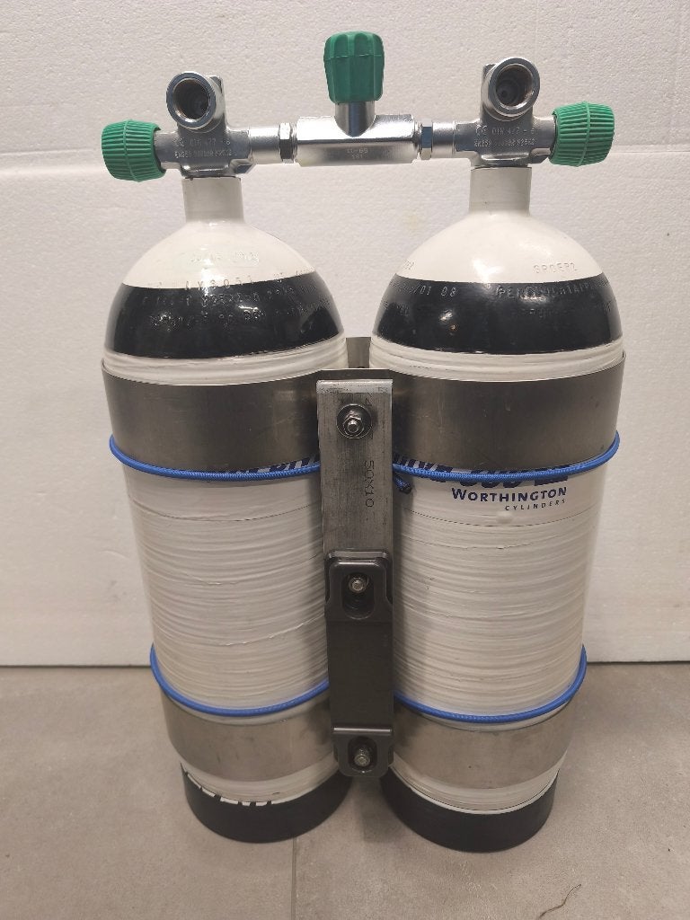 Bloc, Bi bouteille Carbone 2x10L 300 bars, Enlèvement, Comme neuf, Bouteille de plongée