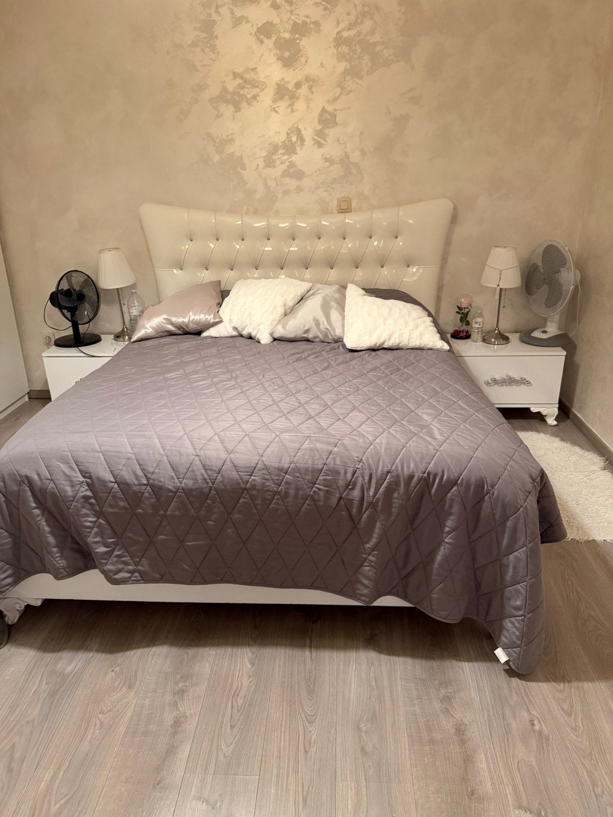 Lit plus 2 commodes, Maison & Meubles, Chambre à coucher | Lits boxsprings, Comme neuf, Enlèvement, 200 cm, Blanc