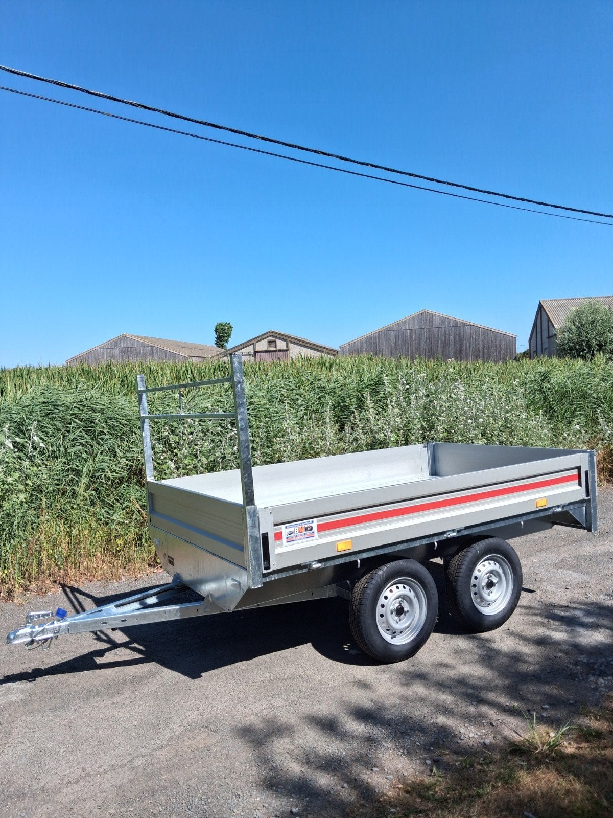 SPLINTERNIEUWE plateaus dubbelas 750kg 2m60 en 3m x 1m50