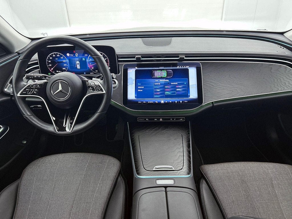 Mercedes-Benz E-Klasse 200 Break Luxury Line Panoramisch Dak, Achat, Entreprise, 1905 kg, https://public.car-pass.be/vhr/e2cc4da6-ade0-4460-b809-9756f5bc7cfd