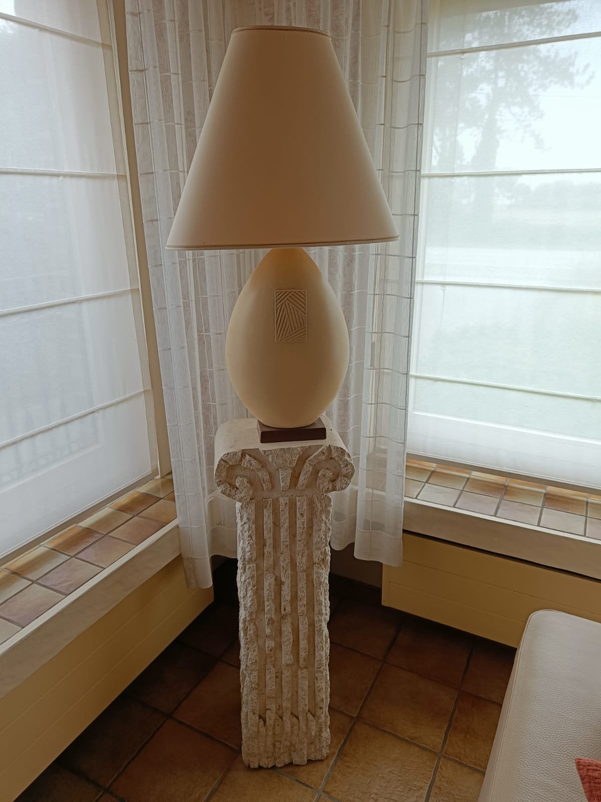 Pilaar met lamp, Ophalen, Zo goed als nieuw