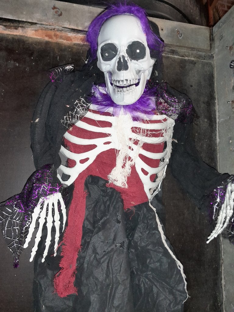 Des trucs pour Halloween..., Enlèvement, Décoration