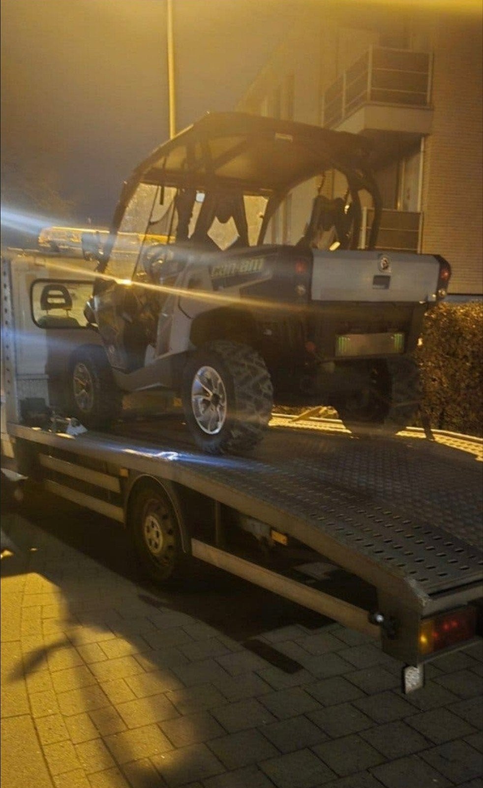 TAKELDIENST & AUTOTRANSPORT - 24/7