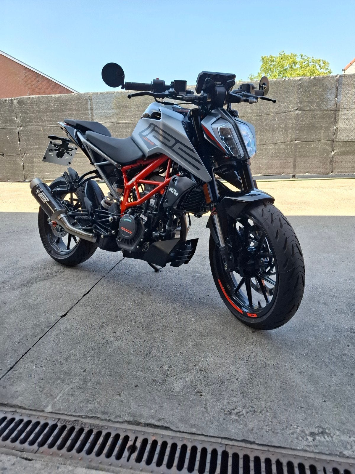 ktm duke 125CC Autorijbewijs nieuw staat 1000km, Motoren, Motoren | Kawasaki, Nieuw, Bedrijf, 125 cc, 11 kW of minder