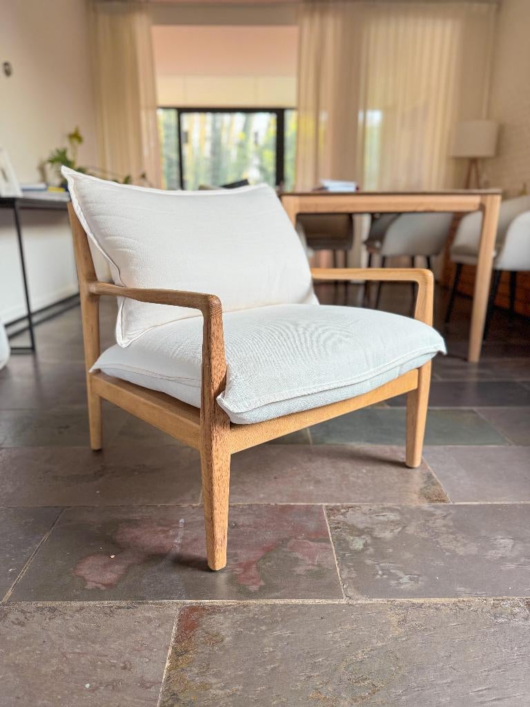 Eiken fauteuil met fineer en katoen linnen stof, Ophalen, Minder dan 75 cm, Scandinavisch, Zo goed als nieuw