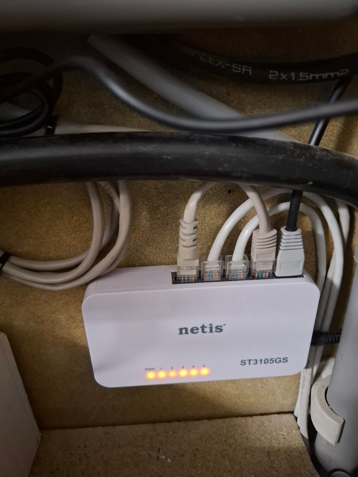 Netis switsh, Computers en Software, Netwerk switches, Ophalen