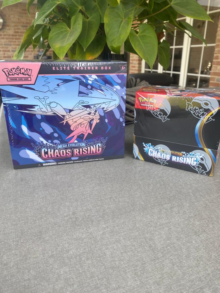 ETB & BOOSTERBOX lot, Ophalen, Zo goed als nieuw, Boosterbox