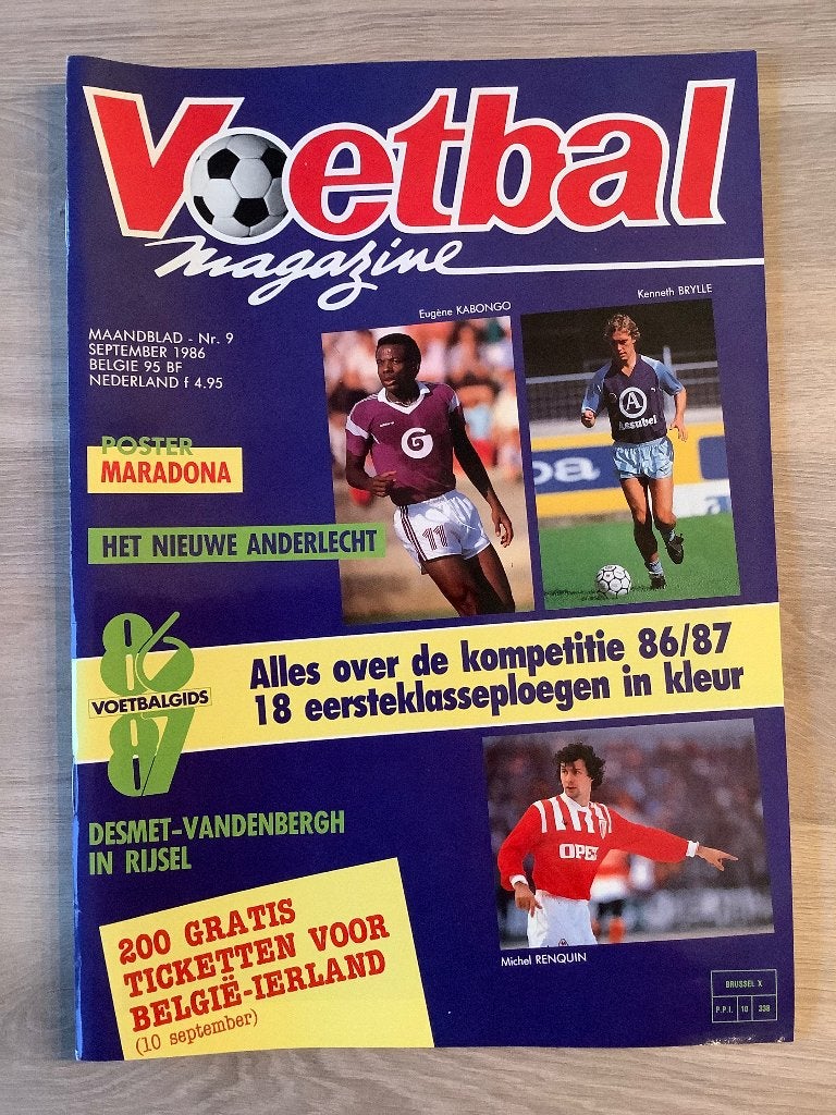 Voetbal Competitiegids 1986-1987 Voetbal Magazine, Ophalen of Verzenden, Zo goed als nieuw, Balsport