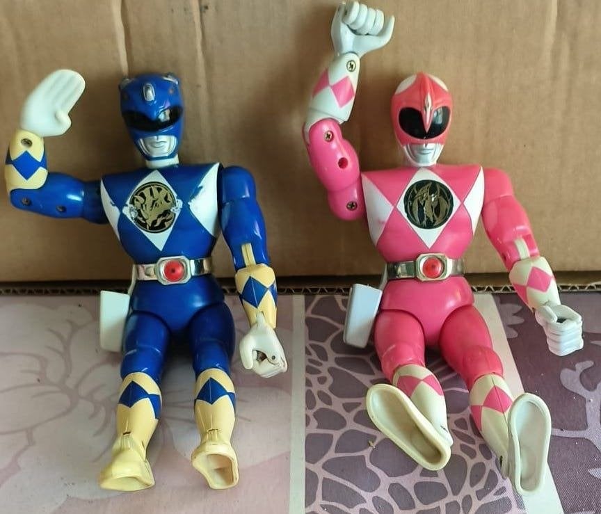 2 Mighty Morphin Power Rangers (Blauwe en Roze), Ophalen of Verzenden, Gebruikt
