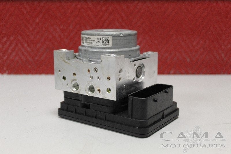 BLOC ABS (FREINS ANTI-BLOCAGE) BMW (858104581), Dhr. S. di Majo, Utilisé, Info@cama-motorparts.nl, P.J. Troelstraweg 8 8
3144 CX  MAASSLUIS, NL