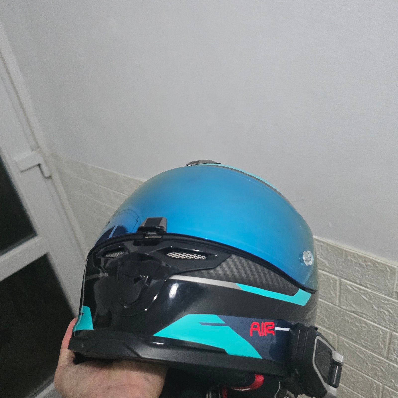 Scorpion exo r1 carbon helm, Motos, Enlèvement, L