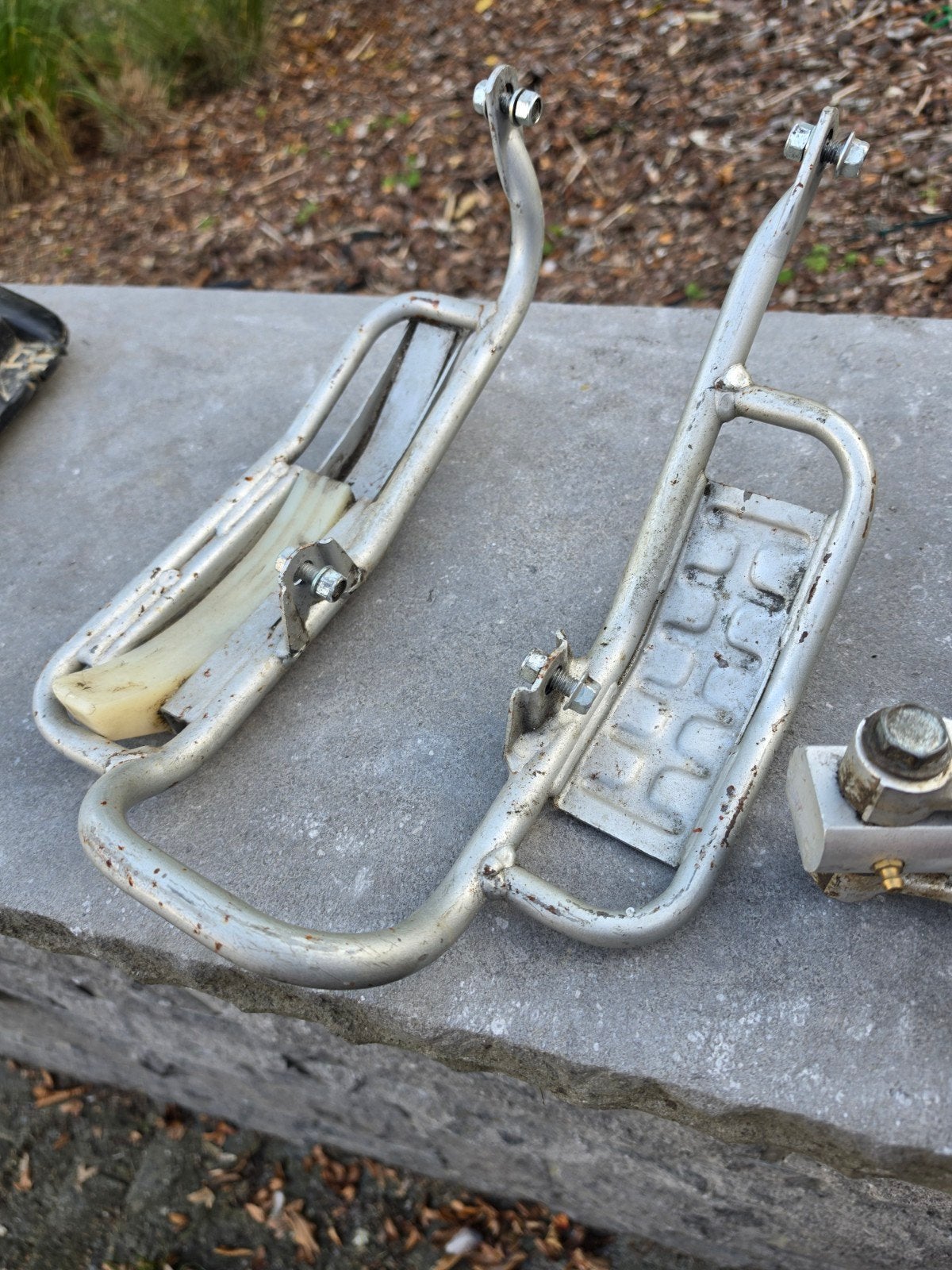 Yamaha banshee achterbrug-skidplate / kettinggeleider, Motoren, Ophalen