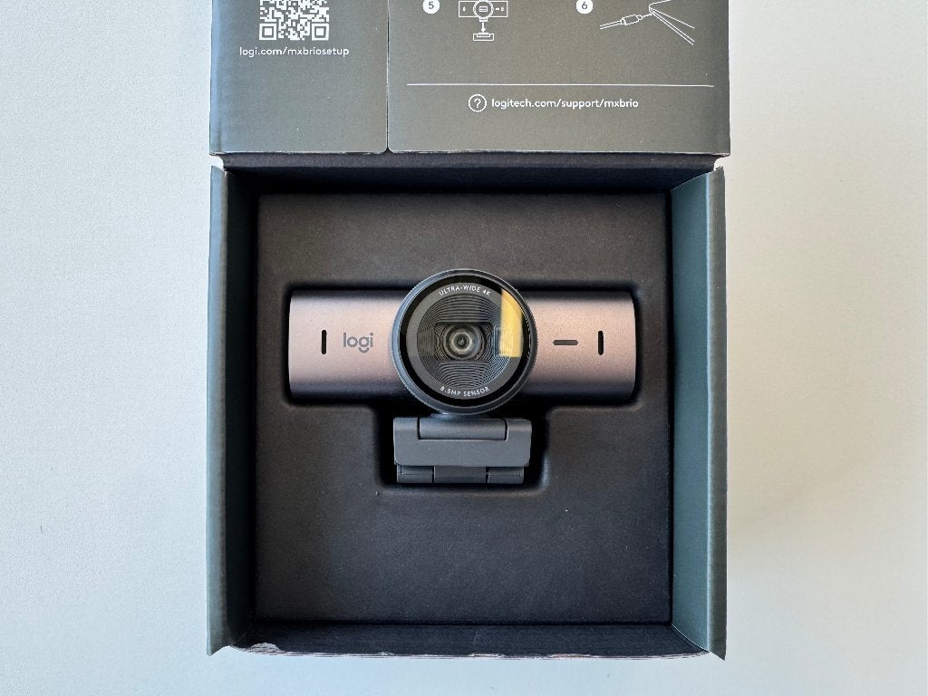 Logitech MX Brio 4K webcam - Graphite - nieuwstaat, Computers en Software, Nieuw, Ophalen of Verzenden, ChromeOS, Bedraad