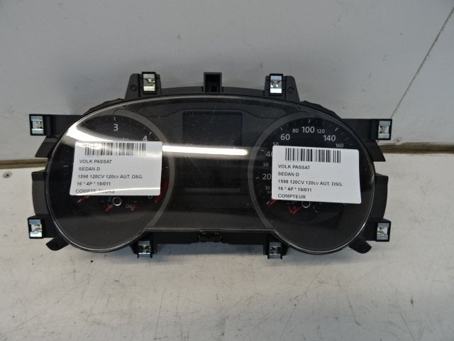 KM TELLER Volkswagen Passat (3G2) (01-2014/-) (3G0920751A), Gebruikt, Volkswagen