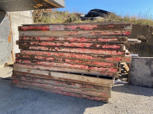 Panneaux de coffrage bois renforcés métal, Enlèvement, Utilisé, Bois, 100 mm ou plus