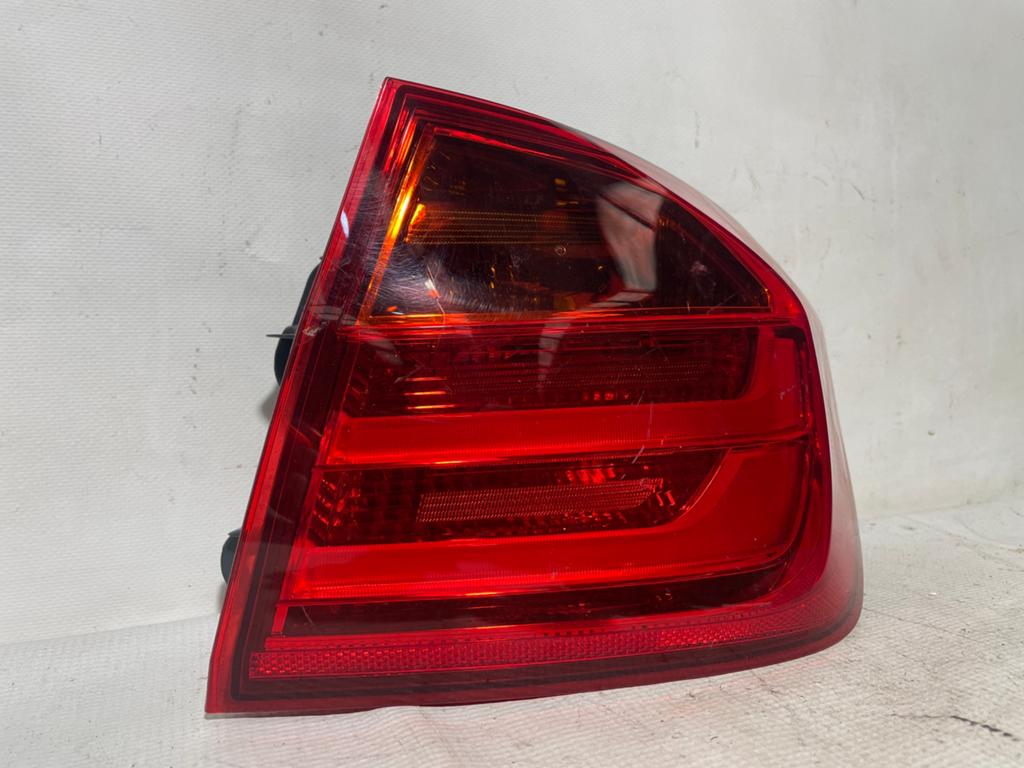 Feu arriere droit BMW F30 6321 7372784, Enlèvement, Utilisé, BMW