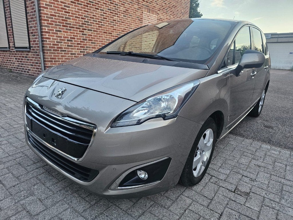 Peugeot 5008 1.6 E-HDI 114pk(Bouw2015/165.000km)Automaat, Auto's, Stof, 4 cilinders, Bedrijf, 5 deurs