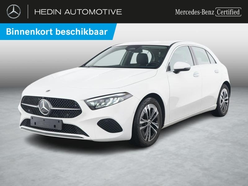 Mercedes-Benz A-Klasse 180 Hatchback Luxury Line | Smartphon, Auto's, 4 cilinders, 136 pk, Bedrijf, 5 zetels