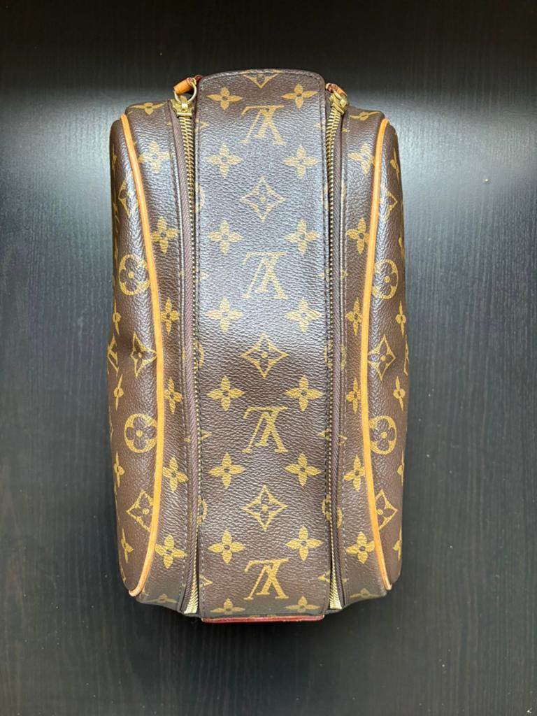 Louis vuitton Toilet Dopp Kitt Pouch, Handtassen en Accessoires, Toilettassen, Ophalen of Verzenden, Zo goed als nieuw