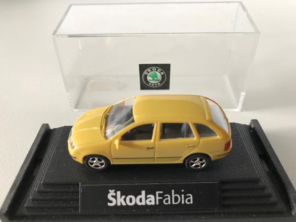 SKODA FABIA - 1:87, Hobby & Loisirs créatifs, Envoi, Neuf, Voiture, Autres marques
