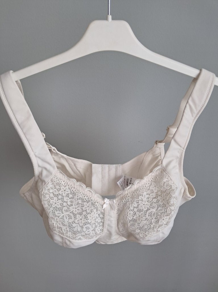 Anita BH EUR 95 cup A champagnekleur, Kleding | Dames, Ophalen of Verzenden, Overige kleuren, BH